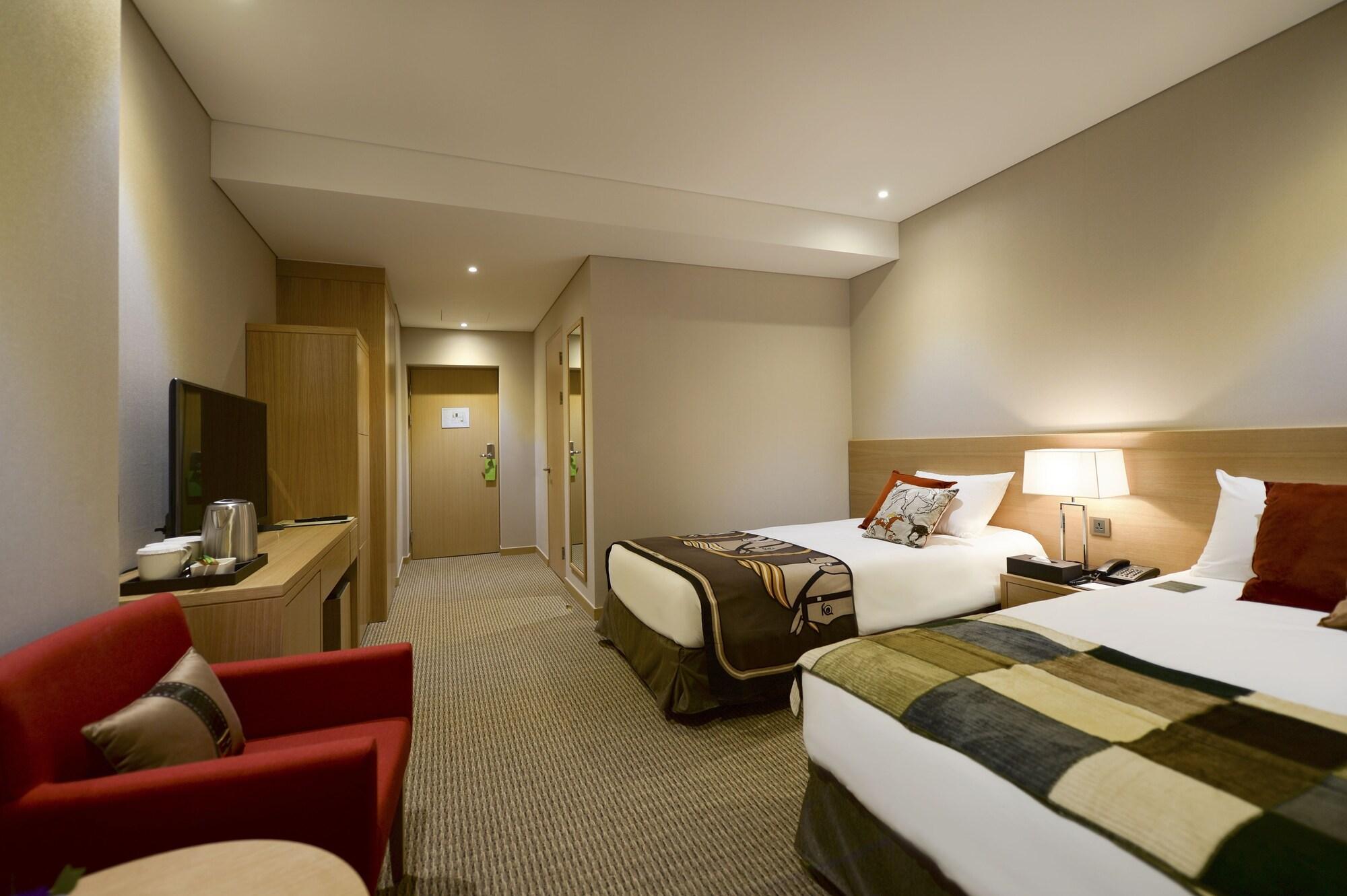 Hotel New Oriental Myeongdong Сеул Экстерьер фото