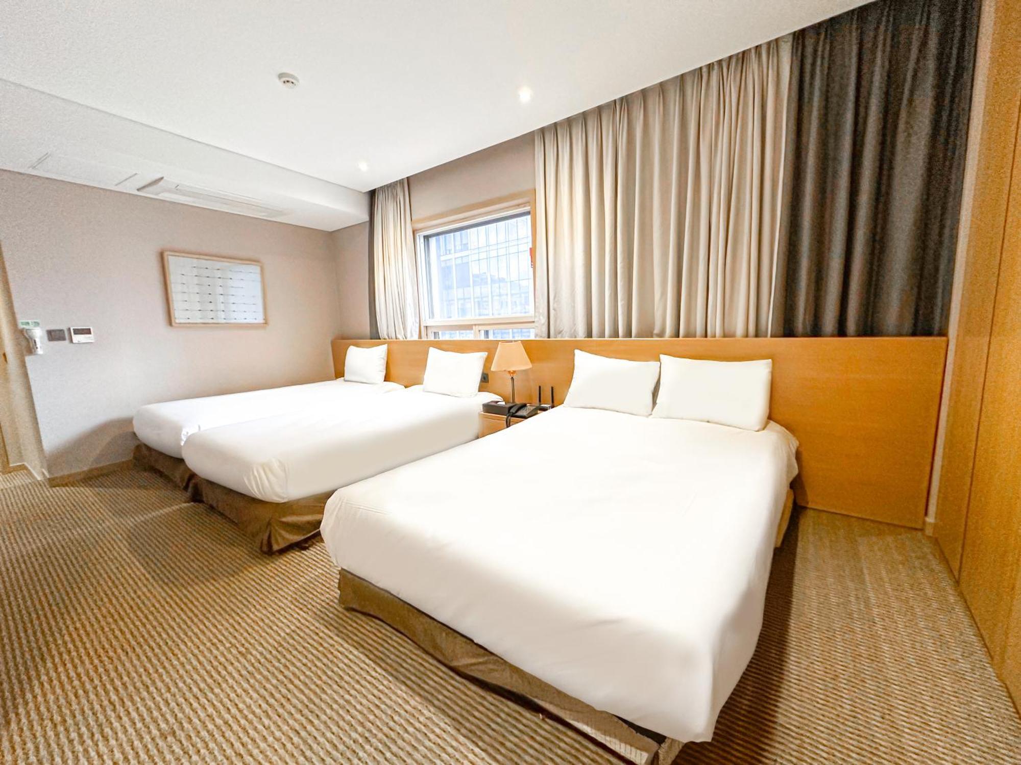 Hotel New Oriental Myeongdong Сеул Экстерьер фото