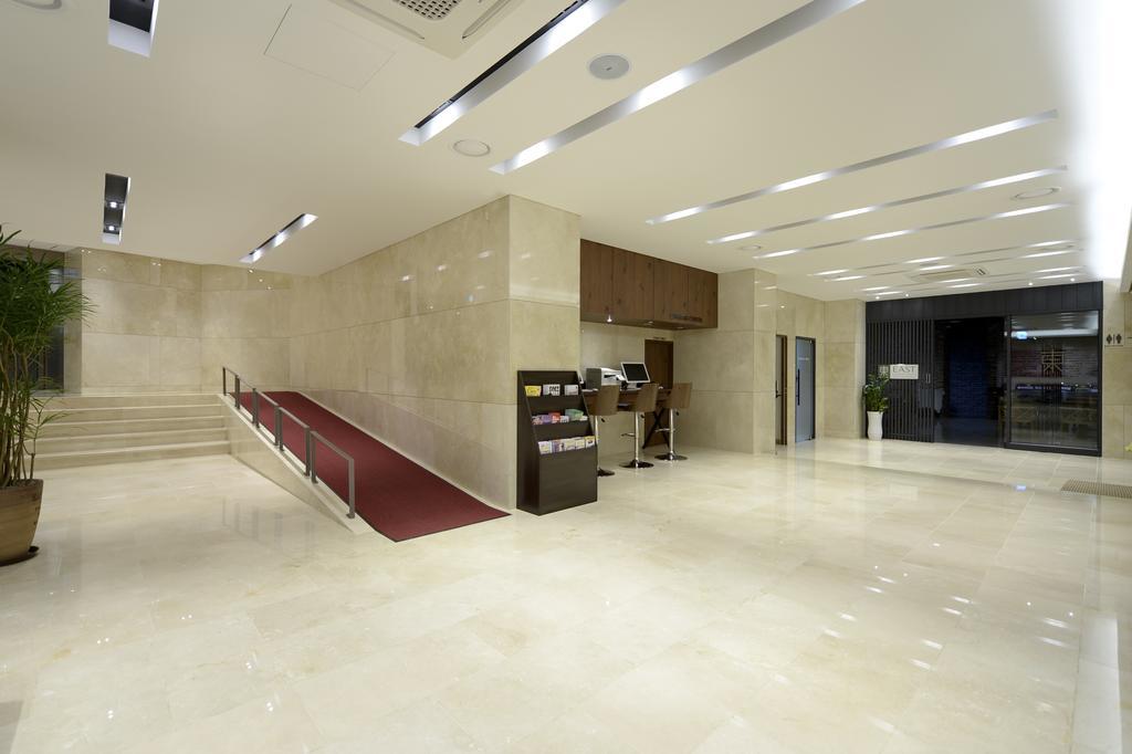 Hotel New Oriental Myeongdong Сеул Экстерьер фото